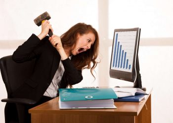 Tại sao bạn chưa thể thoát khỏi vòng xoáy thua lỗ?